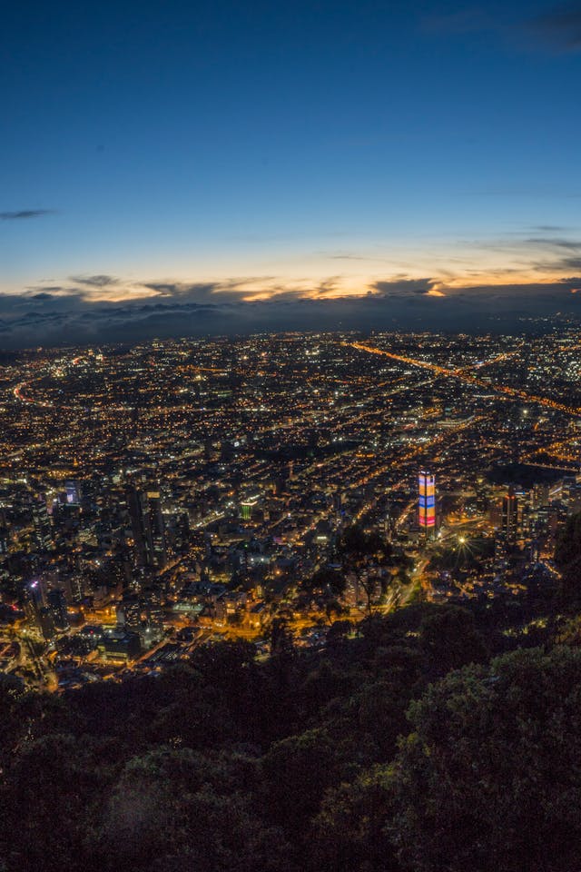 Anochecer en Bogotá